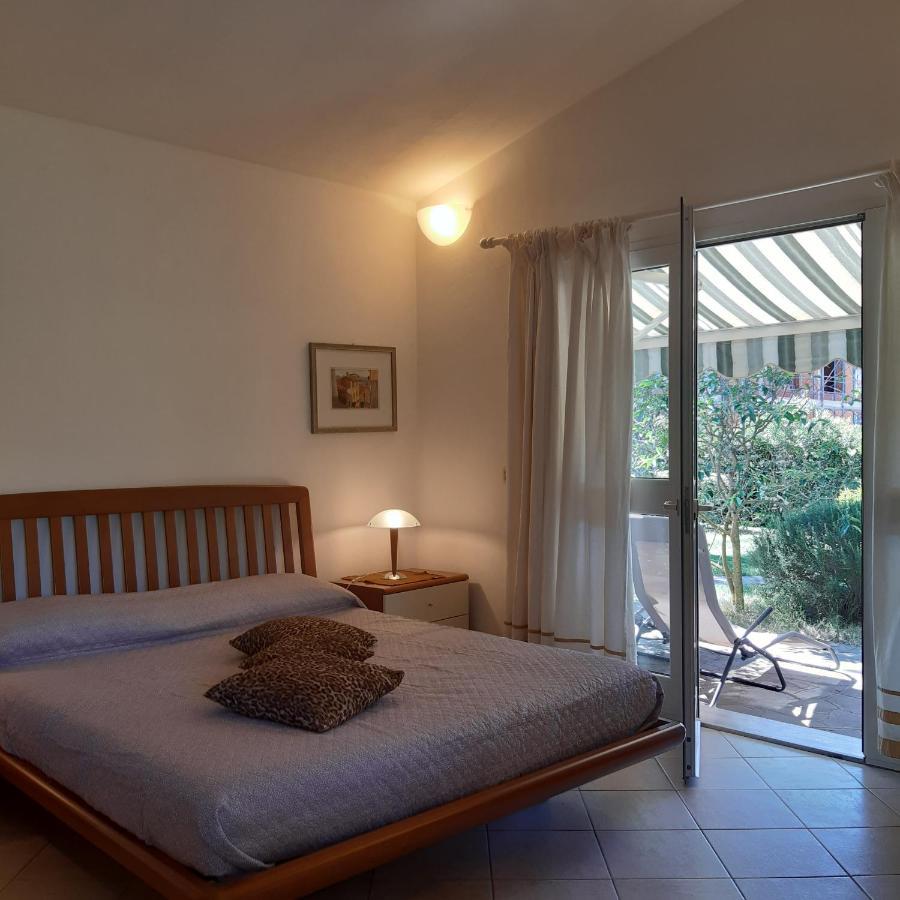 Casaisoladelba Apartment Lacona Bagian luar foto